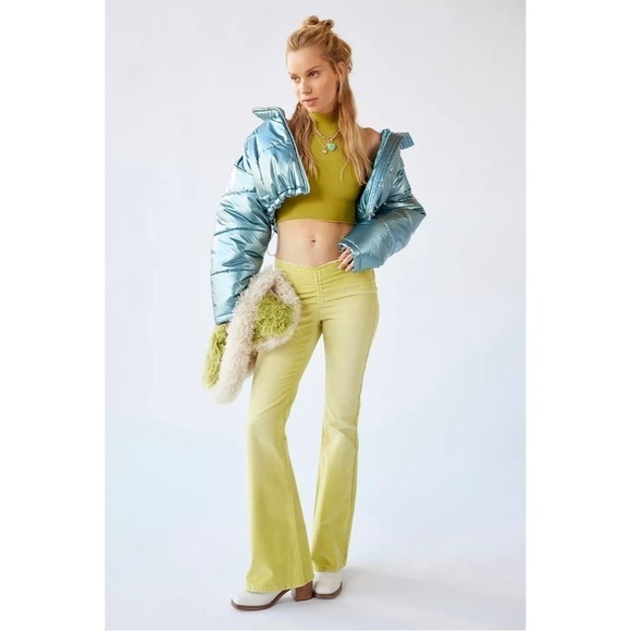 Urban Outfitters Velvet Ruched V-Front Flare Pants in Green - Chartreuse Sz. 28 - Picture 3 of 14